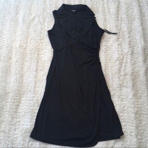 Express Sz 11/12 black midi wrap tuxedo style